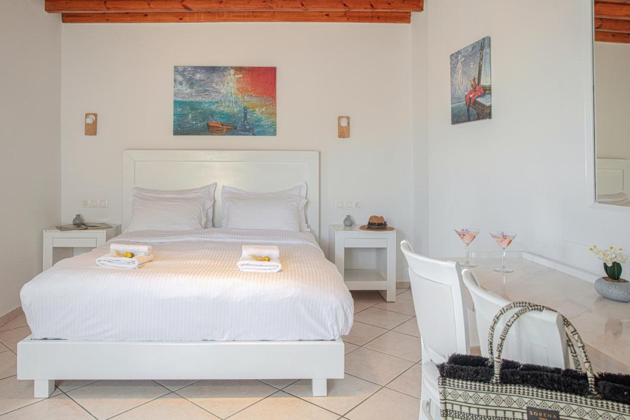 Corfostar Rooms Mykonos Town Buitenkant foto